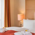 Park-hotel Huebner Hotel 4*