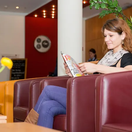 Park-hotel Huebner Hotel 4*
