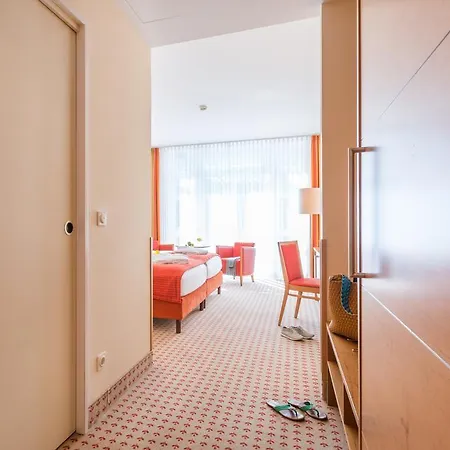 Park-hotel Huebner Hotel 4*